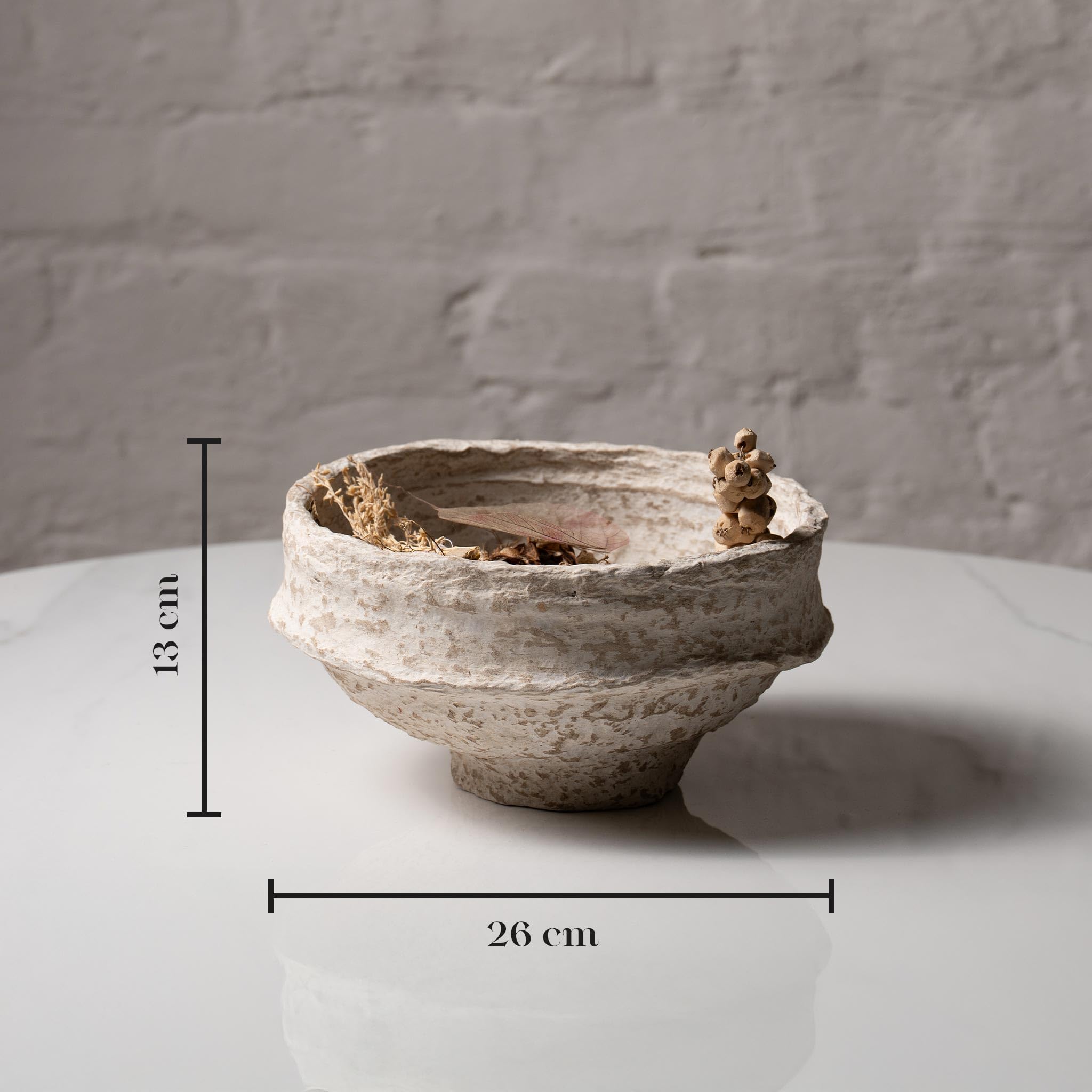 Set of 2 Rustic Decorative Bowls – Textured Stone Effect Centrepiece Bowls for Coffee Table, Potpourri & Dried Flower Display – Farmhouse Home Décor for UK & European Homes