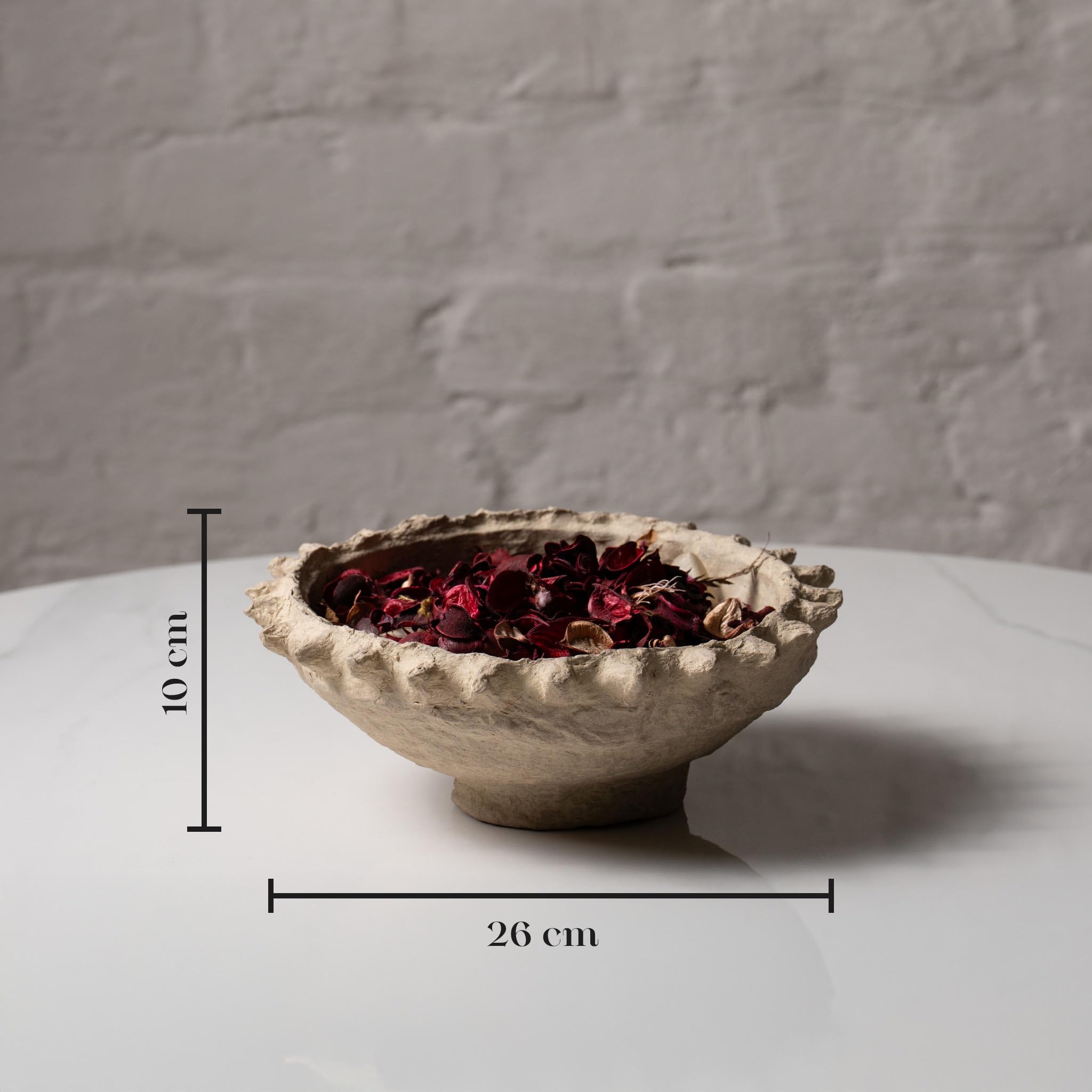 Set of 2 Rustic Decorative Bowls – Textured Stone Effect Centrepiece Bowls for Coffee Table, Potpourri & Dried Flower Display – Farmhouse Home Décor for UK & European Homes